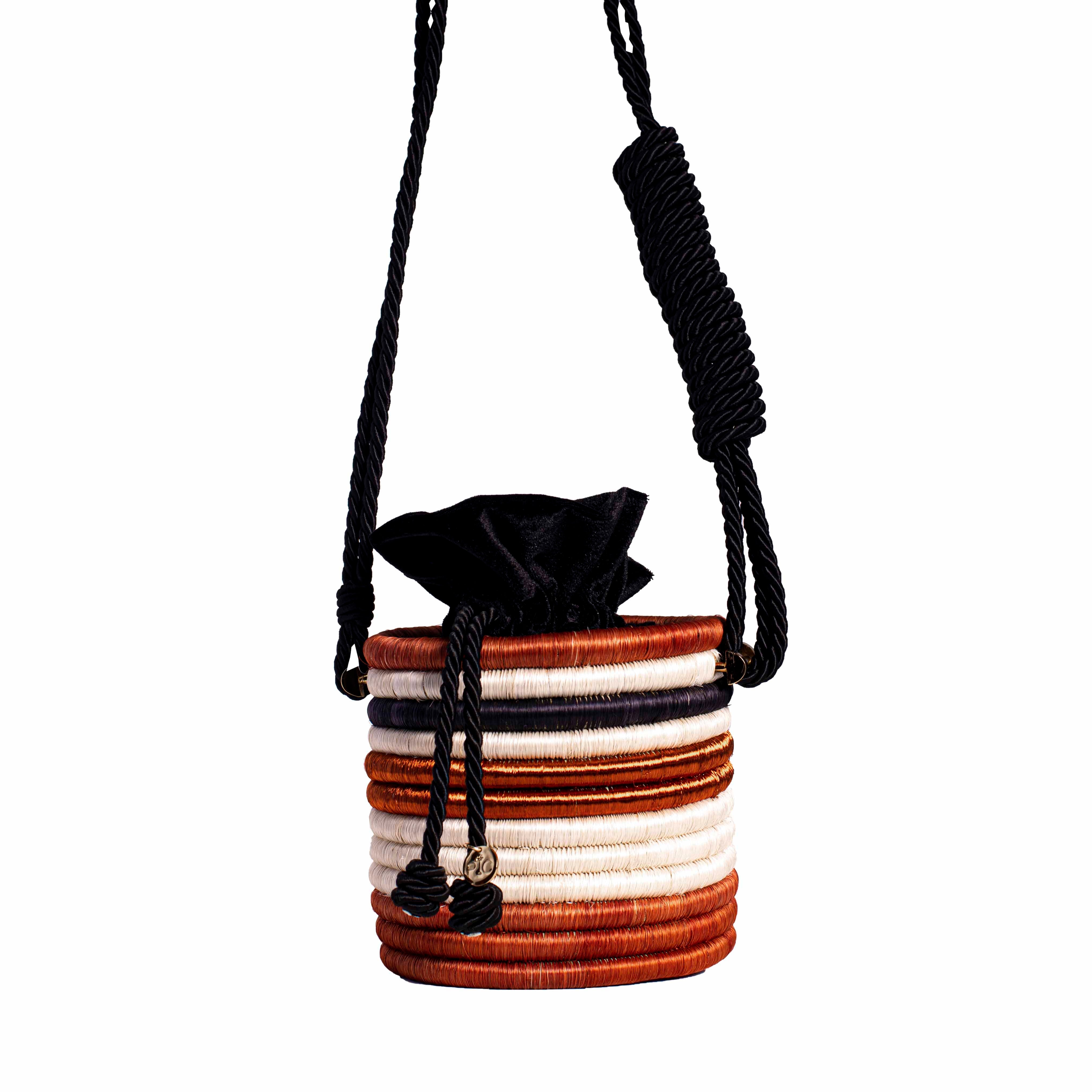 CURITI BUCKET BAG